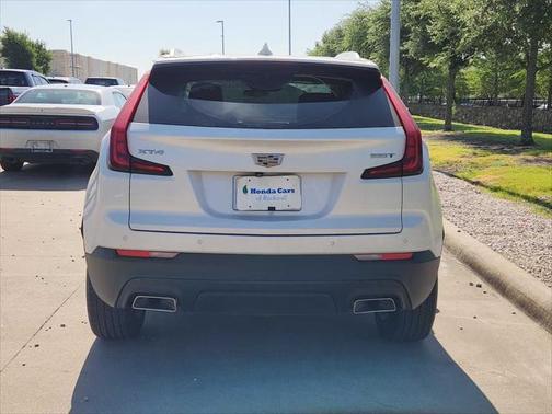 2022 Cadillac XT4 Luxury