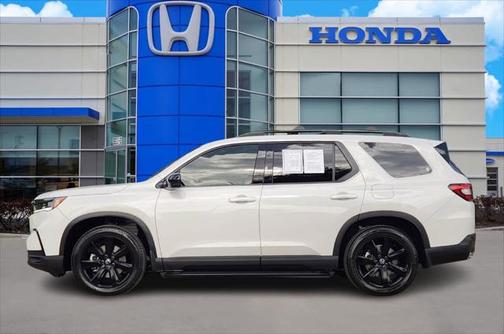 2025 Honda Pilot Black Edition