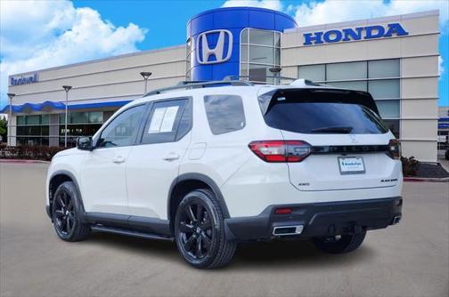 2025 Honda Pilot Black Edition