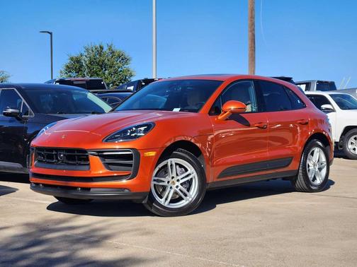 2022 Porsche Macan AWD