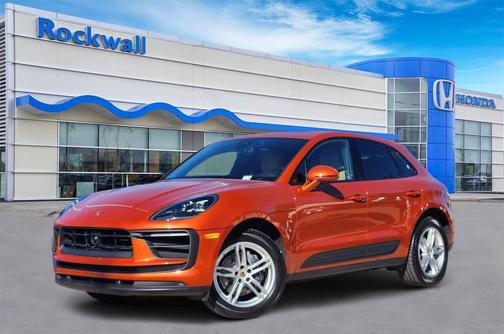2022 Porsche Macan AWD