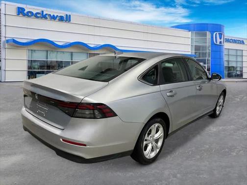 2025 Honda Accord LX 1.5T