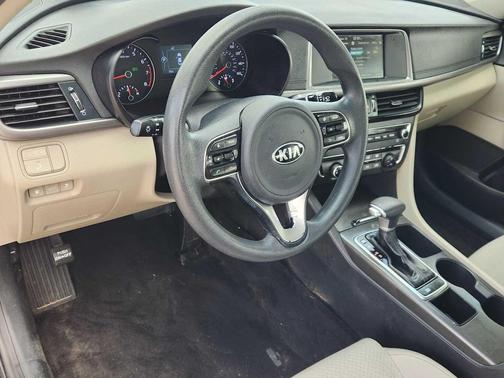 2018 Kia Optima LX