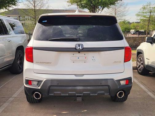Platinum White Pearl 2023 Honda Passport AWD EX-L