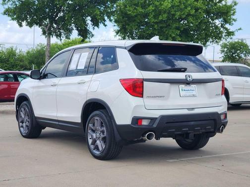 Platinum White Pearl 2023 Honda Passport AWD EX-L