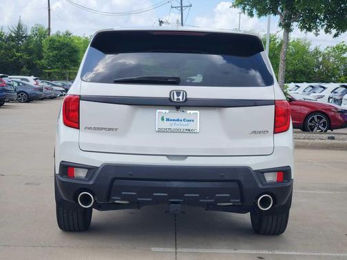 Platinum White Pearl 2023 Honda Passport AWD EX-L