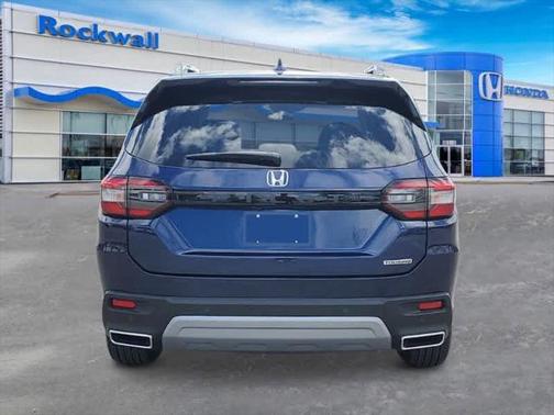 2025 Honda Pilot Touring 8-Passenger