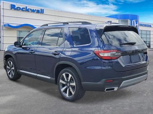 2025 Honda Pilot Touring 8-Passenger