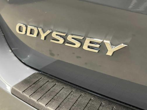 Sonic Gray Pearl 2026 Honda Odyssey Touring