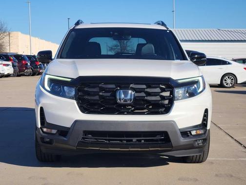2023 Honda Passport AWD Elite