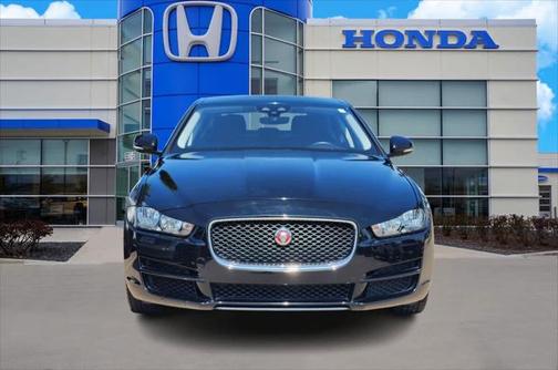 2019 Jaguar XE 25t