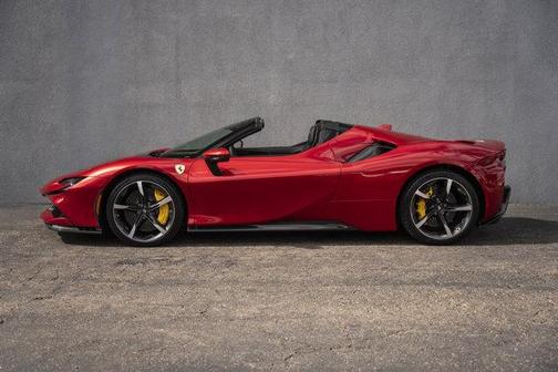 2022 Ferrari SF90 Spider Convertible