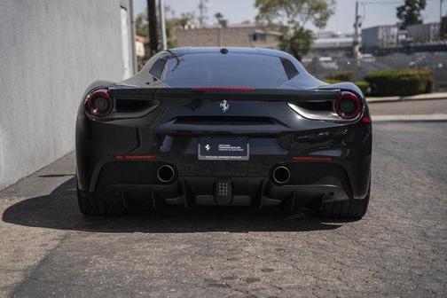 2016 Ferrari 488 GTB 2dr Cpe