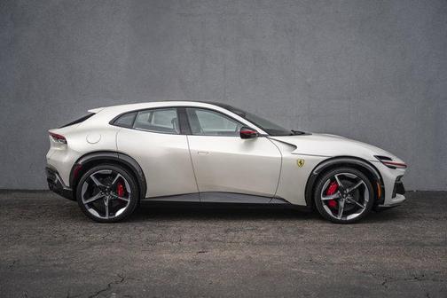 2024 Ferrari Purosangue AWD