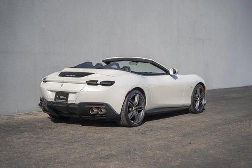2025 Ferrari Roma Spider Spider