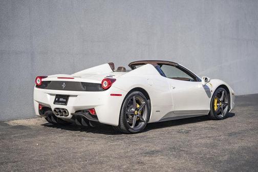2013 Ferrari 458 Spider Base
