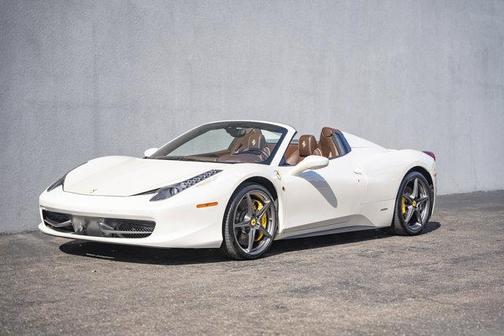 2013 Ferrari 458 Spider Base