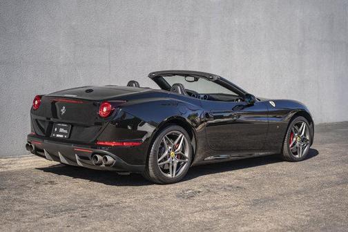 2015 Ferrari California T