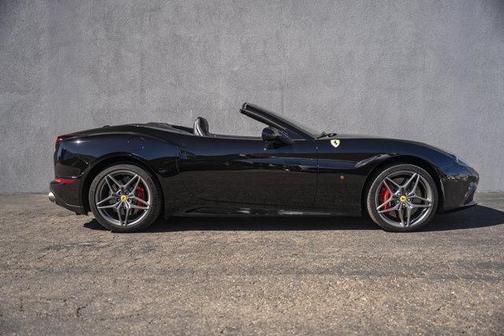 2015 Ferrari California T
