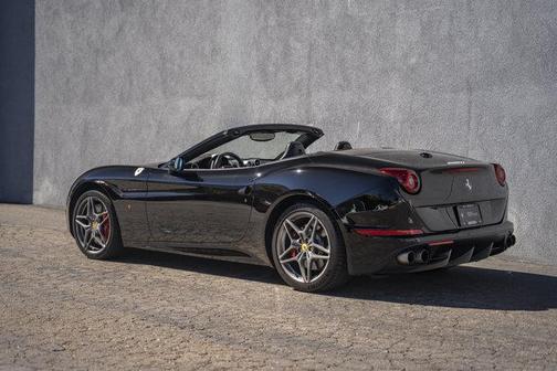 2015 Ferrari California T