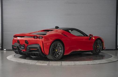 2022 Ferrari SF90 Stradale Coupe
