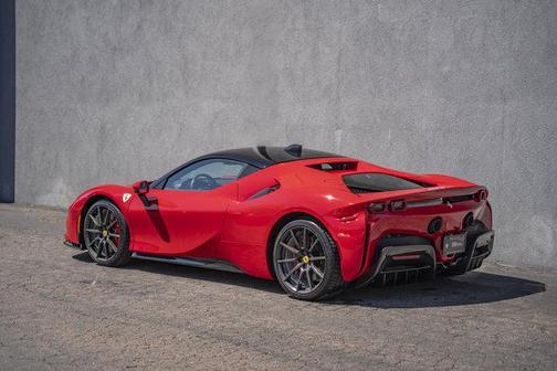 Rosso Corsa 2021 Ferrari SF90 Stradale Coupe