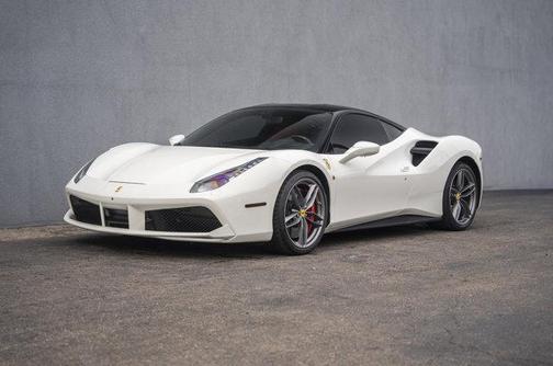2016 Ferrari 488 GTB 2dr Cpe