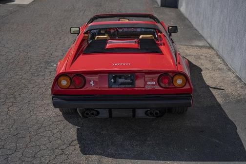 1985 Ferrari 308 Base