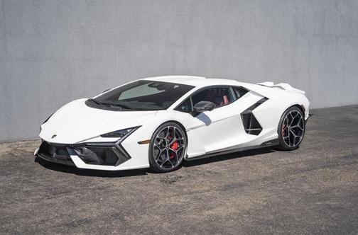 2024 Lamborghini Revuelto Coupe