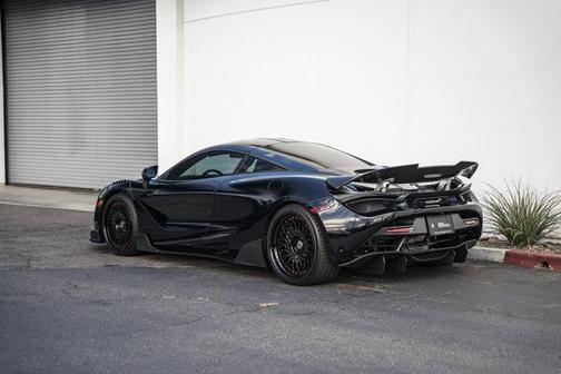 2019 McLaren 720S Base