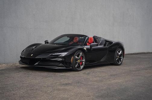 2025 Ferrari SF90 Spider Convertible
