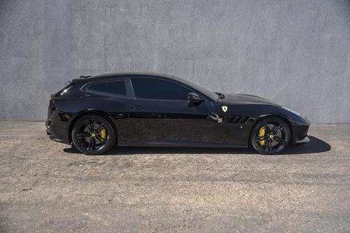 2018 Ferrari GTC4Lusso T