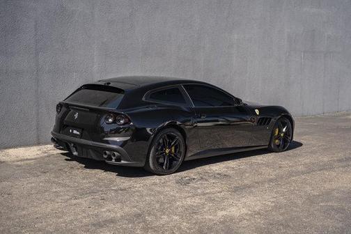 2018 Ferrari GTC4Lusso T