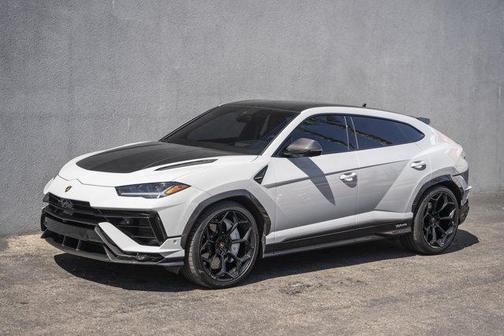2024 Lamborghini Urus Performante