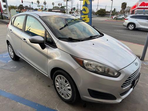 2016 Ford Fiesta S