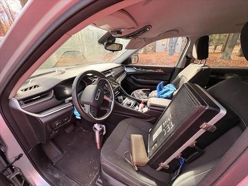 2023 Jeep Grand Cherokee L Laredo 4x4