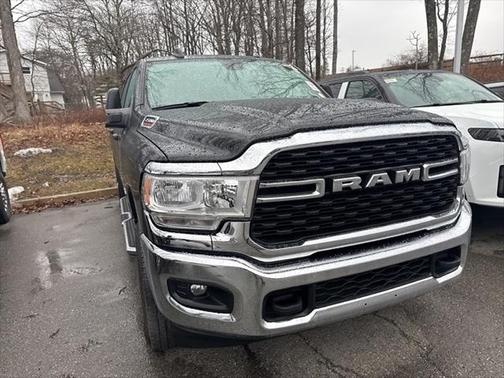 2024 RAM 2500 Big Horn Crew Cab 4x4 64' Box