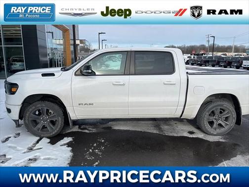 2021 RAM 1500 Big Horn Crew Cab 4x4 57' Box