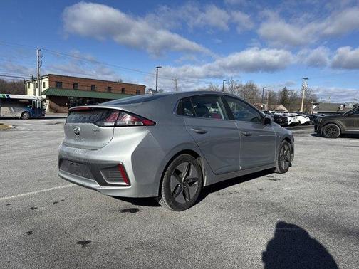2020 Hyundai IONIQ Hybrid Limited