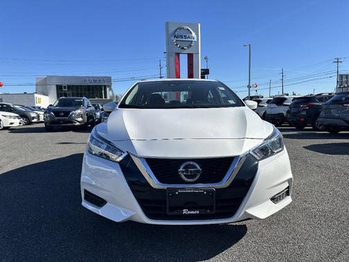 2022 Nissan Versa 1.6 SV