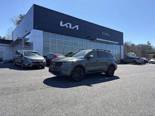 Aruba Green 2023 Kia Sorento X-Line S