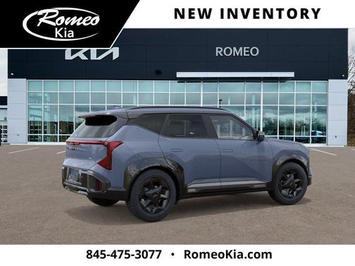 Pale Gray 2027 Kia Seltos X-Line S