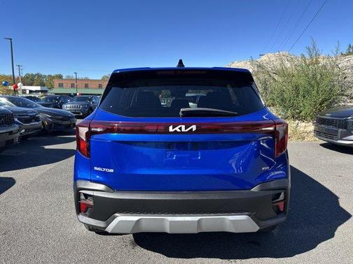 2024 Kia Seltos LX