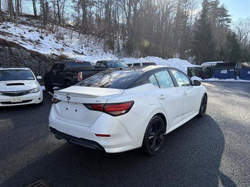 2021 Nissan Sentra SR