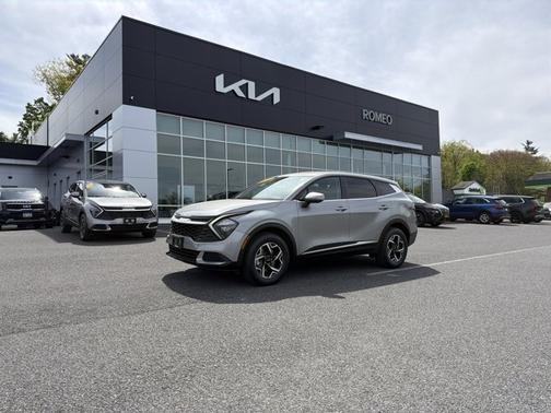 Steel Gray 2023 Kia Sportage LX