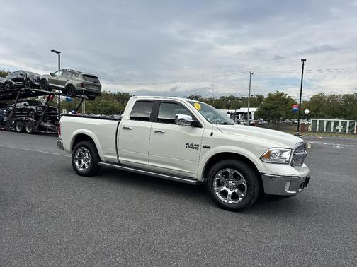 2017 RAM 1500 Laramie
