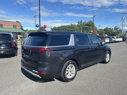 2022 Kia Carnival LXS