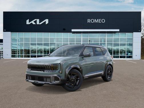 Iceberg Green 2027 Kia Seltos X-Line SX