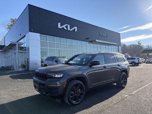2021 Jeep Grand Cherokee L Laredo