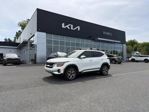 Snow White Pearl 2021 Kia Seltos SX Turbo